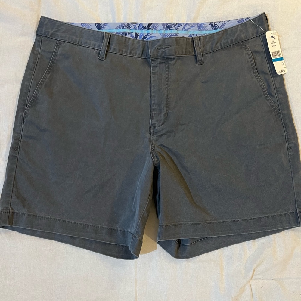Tommy Bahama size 36 Fog grey shorts.